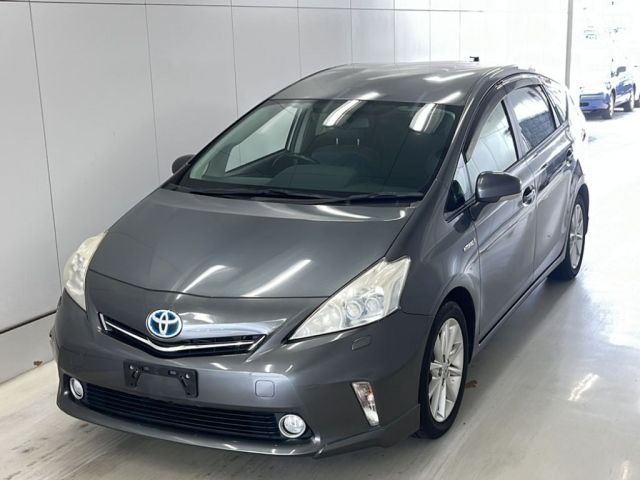 3161 TOYOTA PRIUS ALPHA ZVW41W 2012 г. (KCAA Yamaguchi)